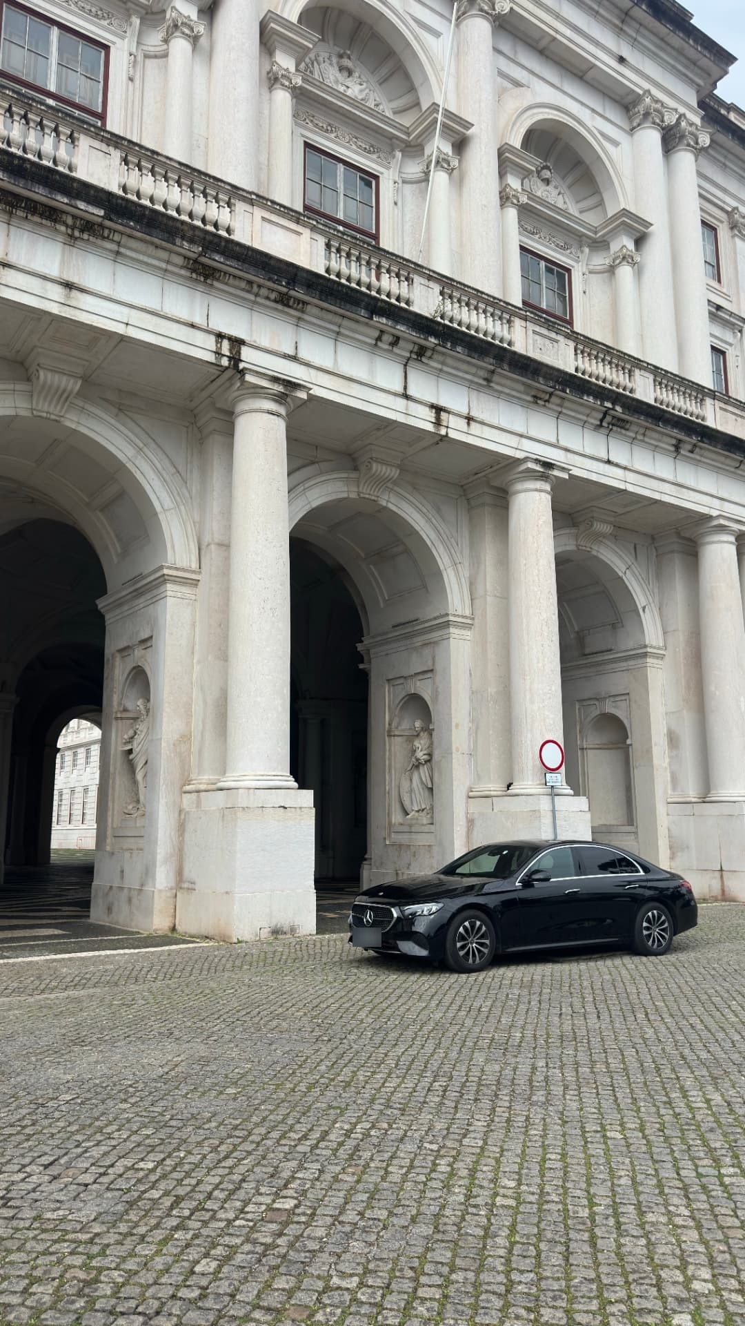 Mercedes Classe E no Palácio Nacional da Ajuda, Lisboa